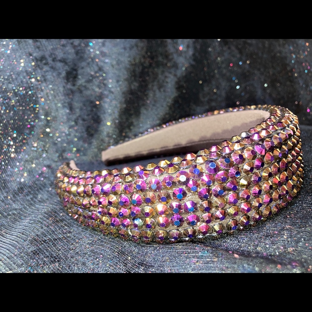 Fashionable Rhinestone Headband - Picture 5 of 10